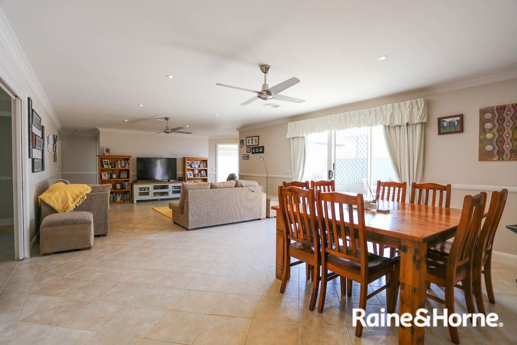 30 Emerald Drive, Kelso NSW 2795, Image 1