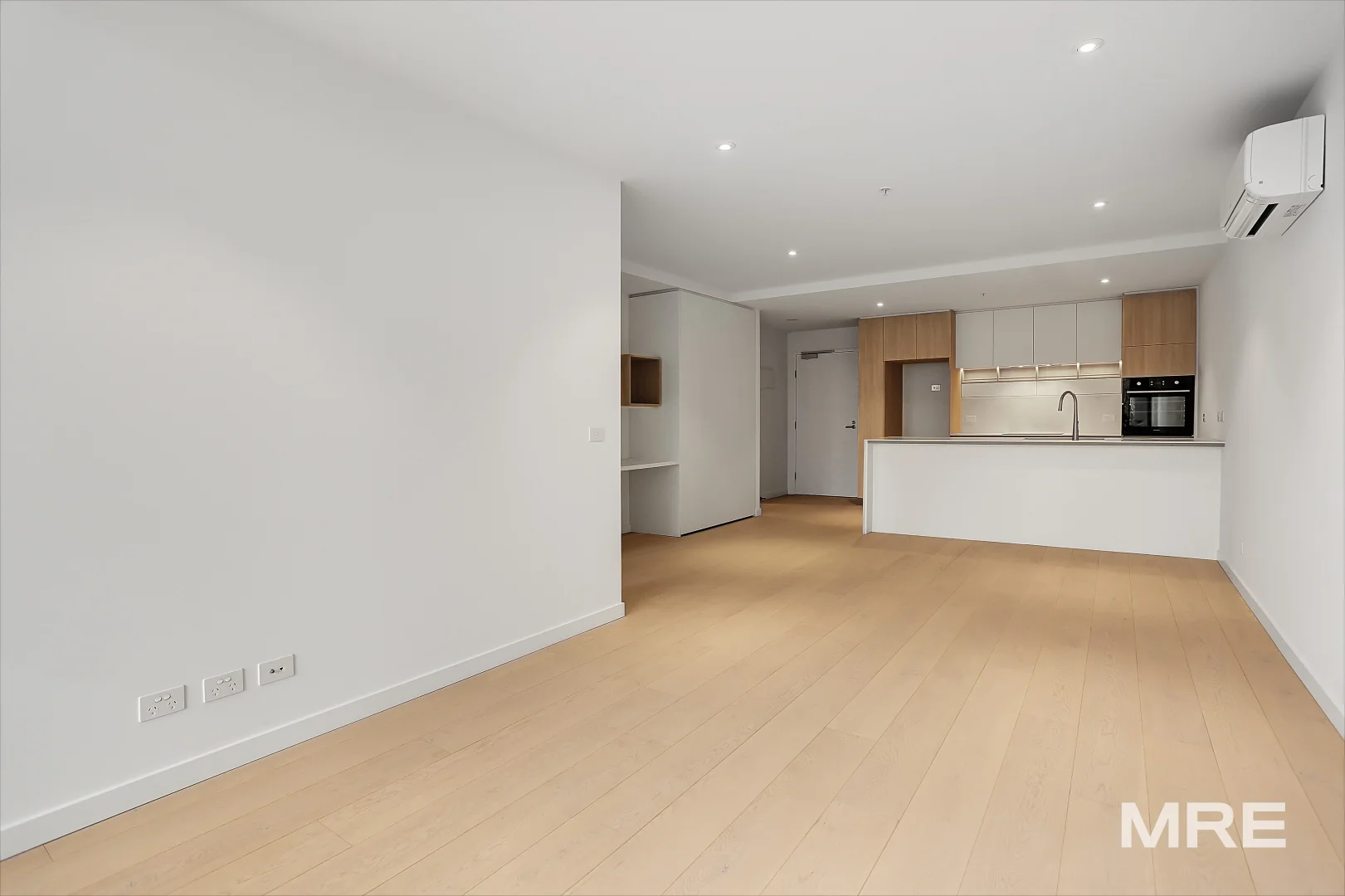 Additional image 3 of 211/40 Hall Street, Moonee Ponds VIC 3039