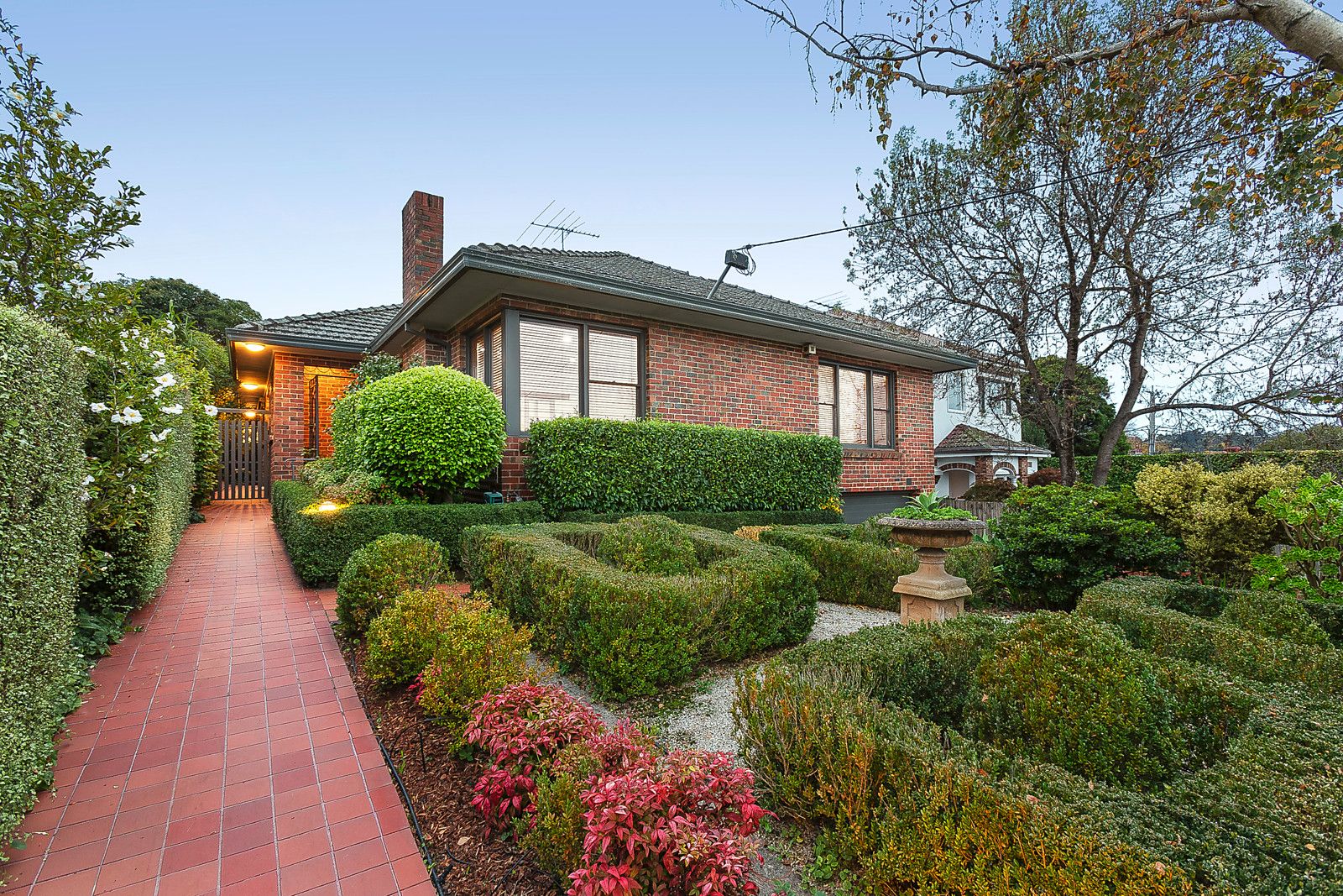 154 Maltravers Road, Ivanhoe VIC 3079, Image 1