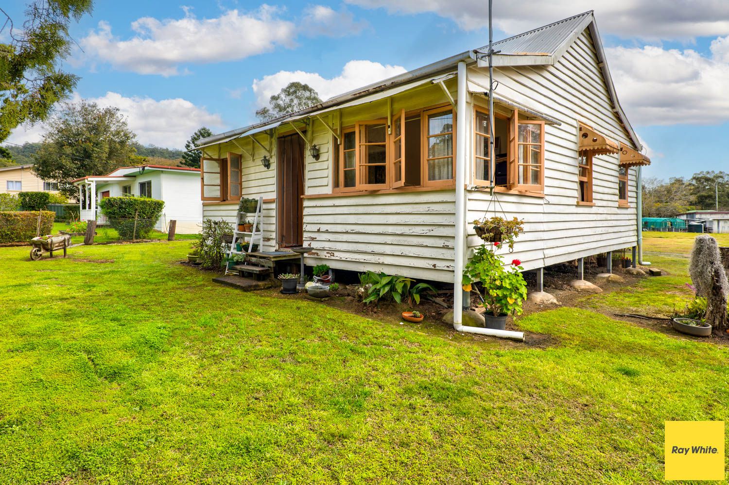 13 Barbour Street, Esk Property History & Address Research Domain