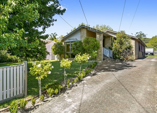 8 Glenview Crescent, Frankston VIC 3199