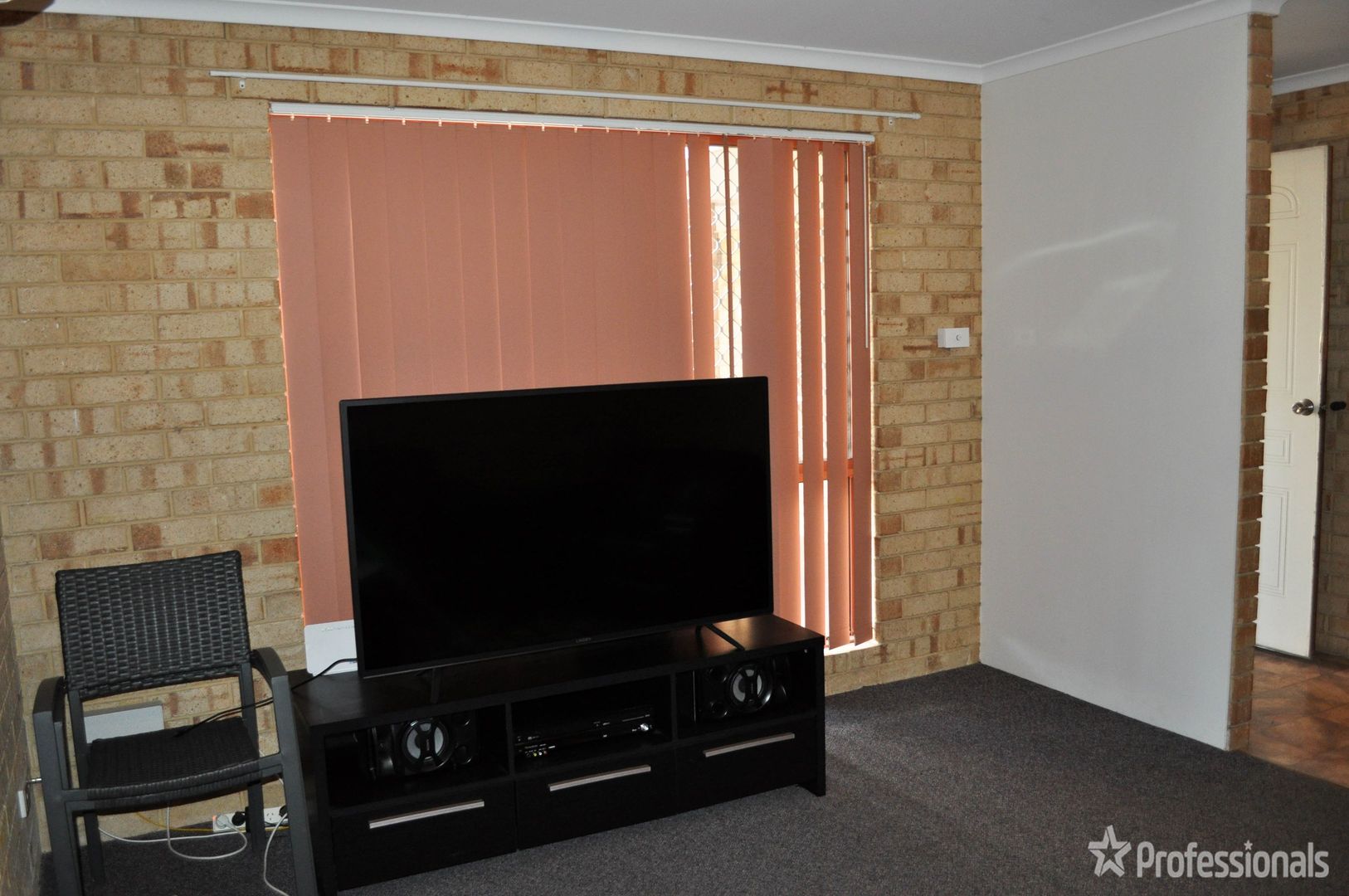 12/239 Willcock Drive, Mahomets Flats WA 6530, Image 2