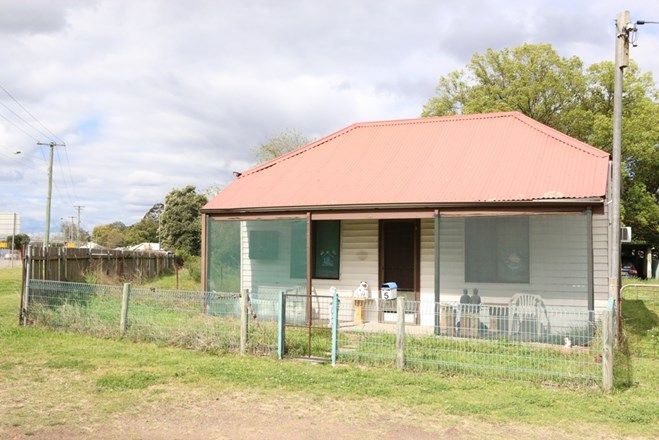 Picture of 5 Louth Park Road, SOUTH MAITLAND NSW 2320