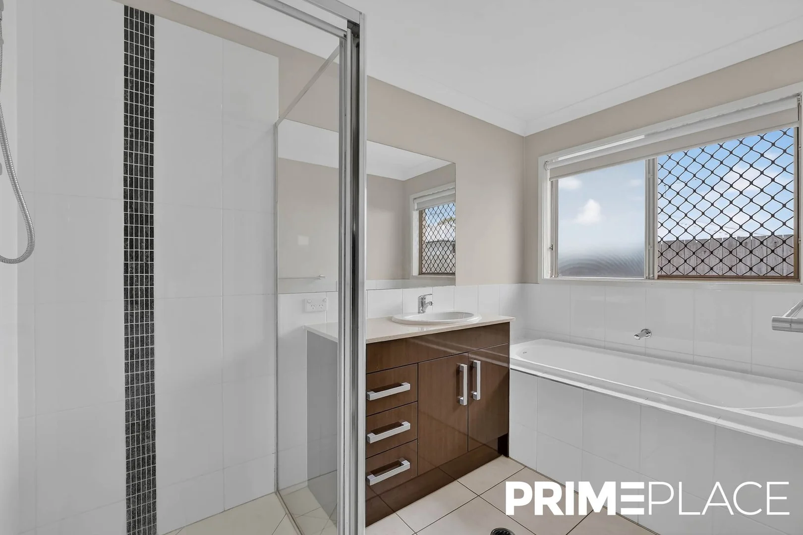 Additional image 14 of 2 JOHNSTONE PLACE, Riverview QLD 4303