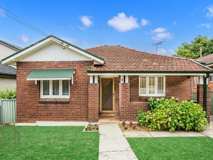 8 Cressy Road, Ryde NSW 2112