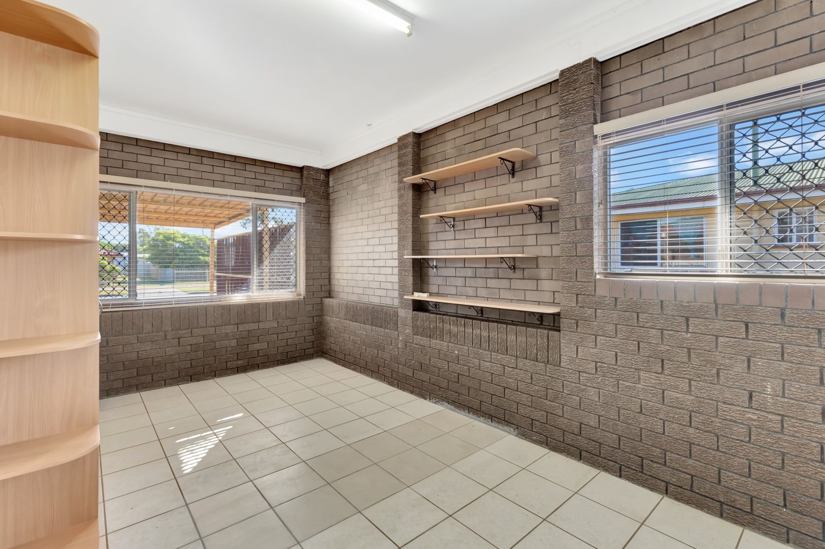 41 Proposch Street, Oakey QLD 4401, Image 2