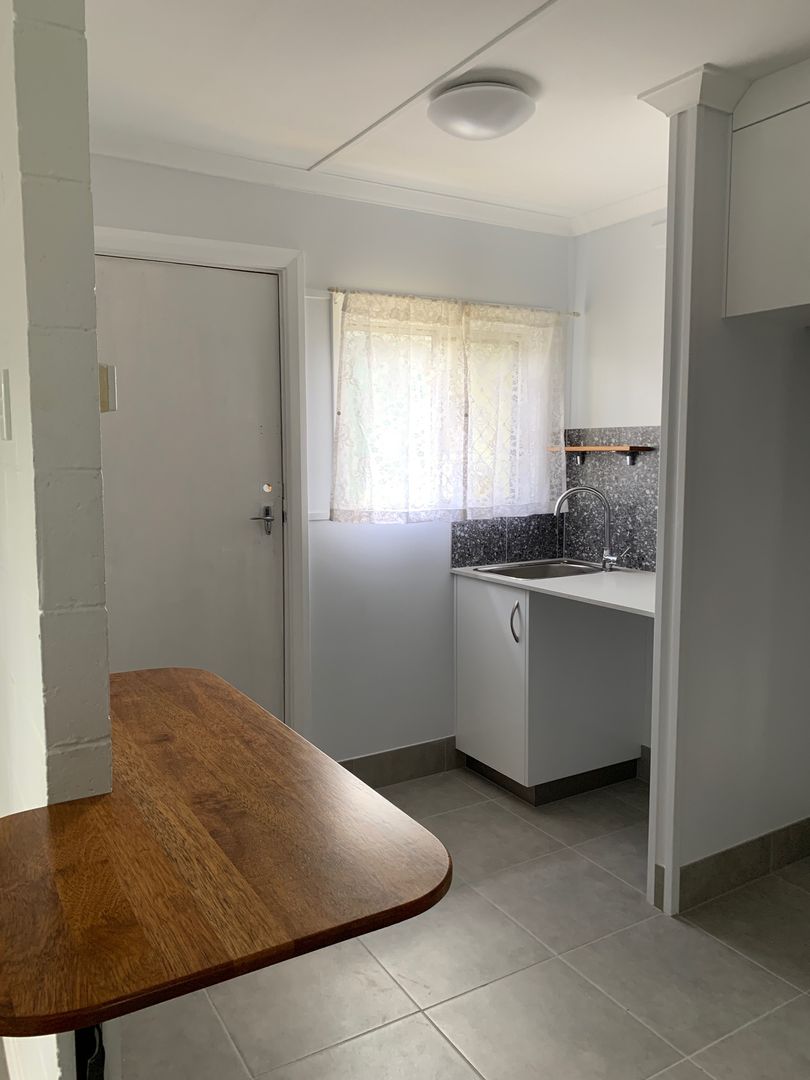 1/131 Elizabeth Avenue, Clontarf QLD 4019 Apartment For Rent 400