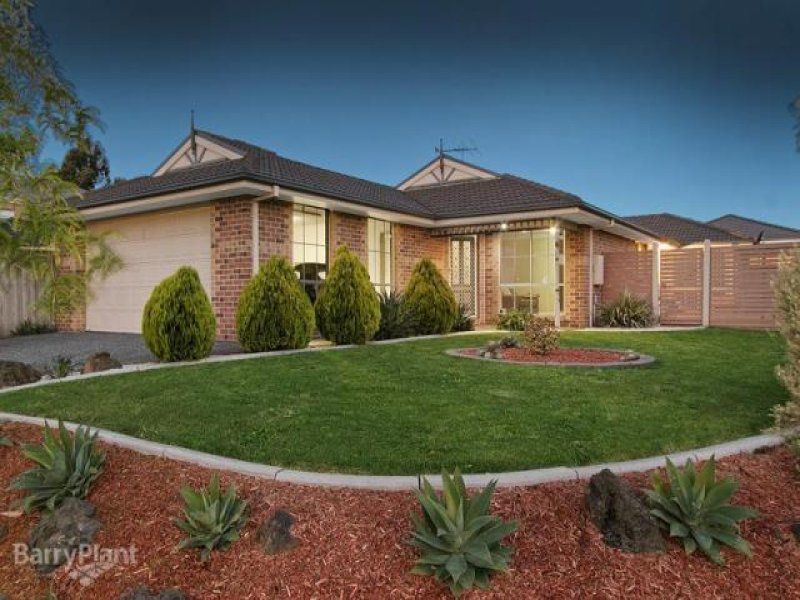 4 bedrooms House in 6 Buffalo Court BERWICK VIC, 3806