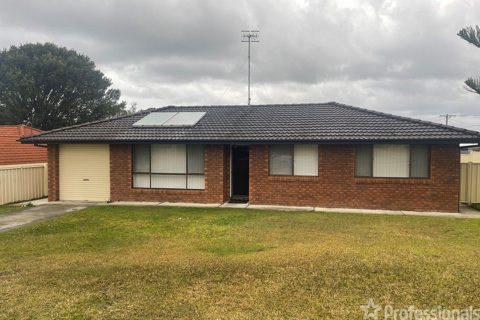 3 bedrooms House in 18A Carribean Avenue FORSTER NSW, 2428