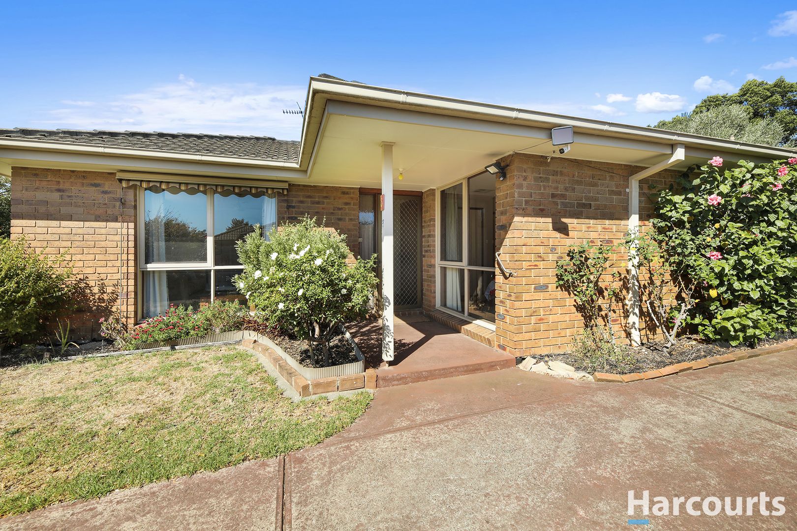 8 Barilla Court, Cranbourne VIC 3977, Image 1