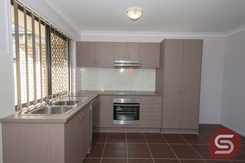 15B Feather Ct, Morayfield QLD 4506, Image 0