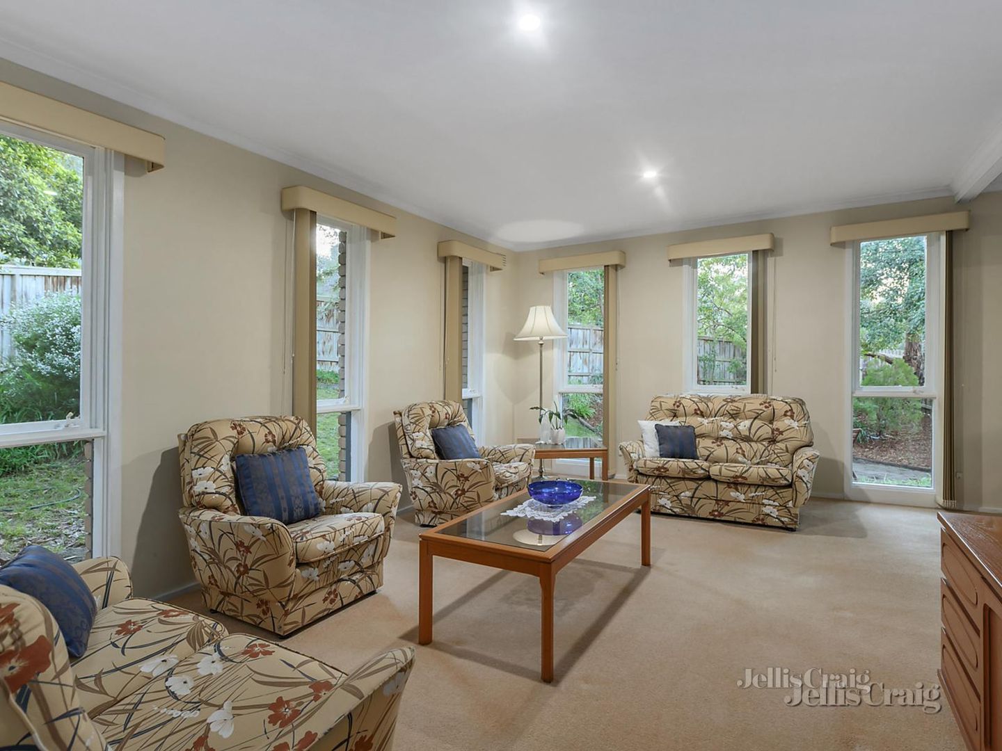 22-24 Woodland Grove, Briar Hill VIC 3088, Image 2