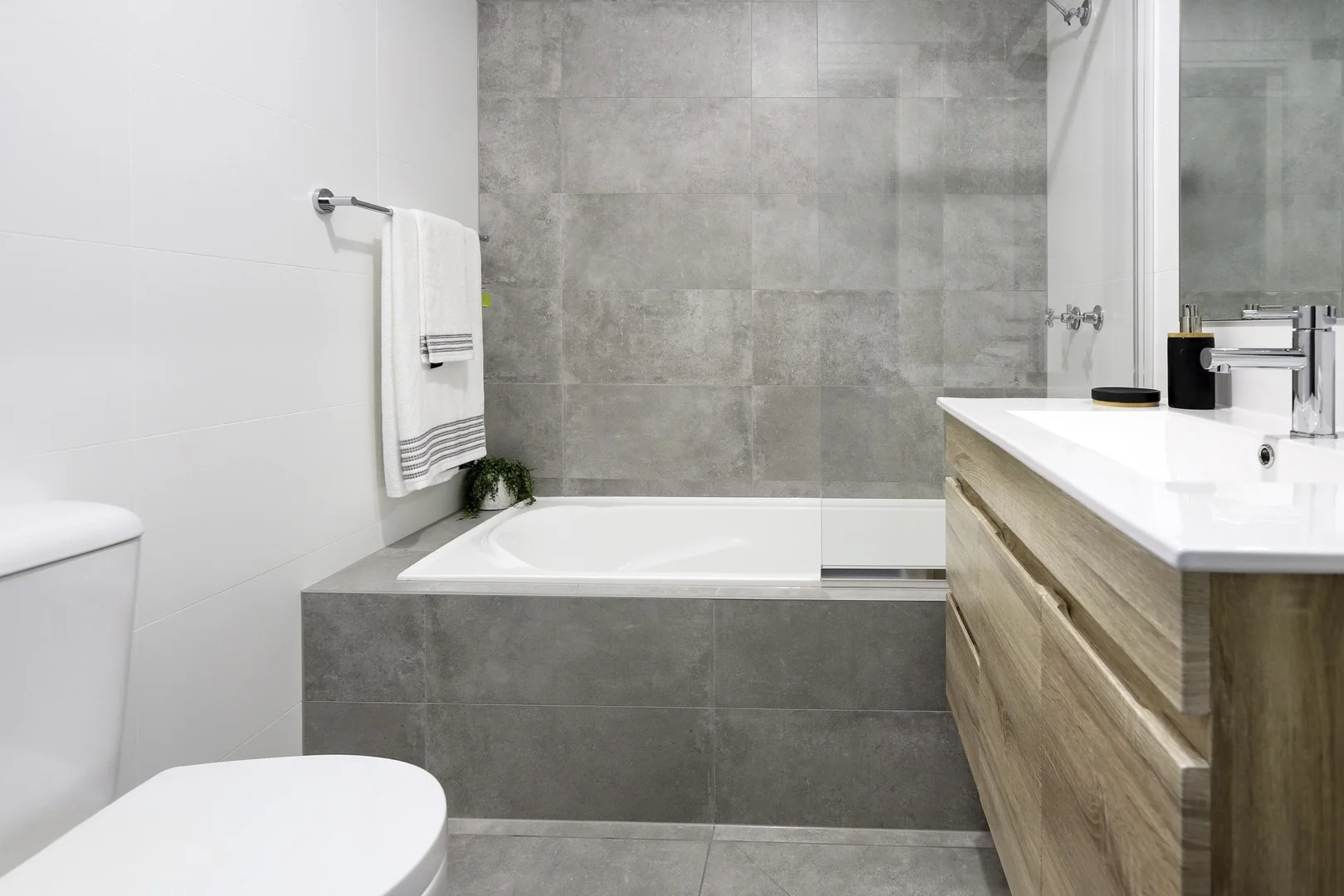 Additional image 7 of 4/81 Melbourne St, Oxley Park NSW 2760