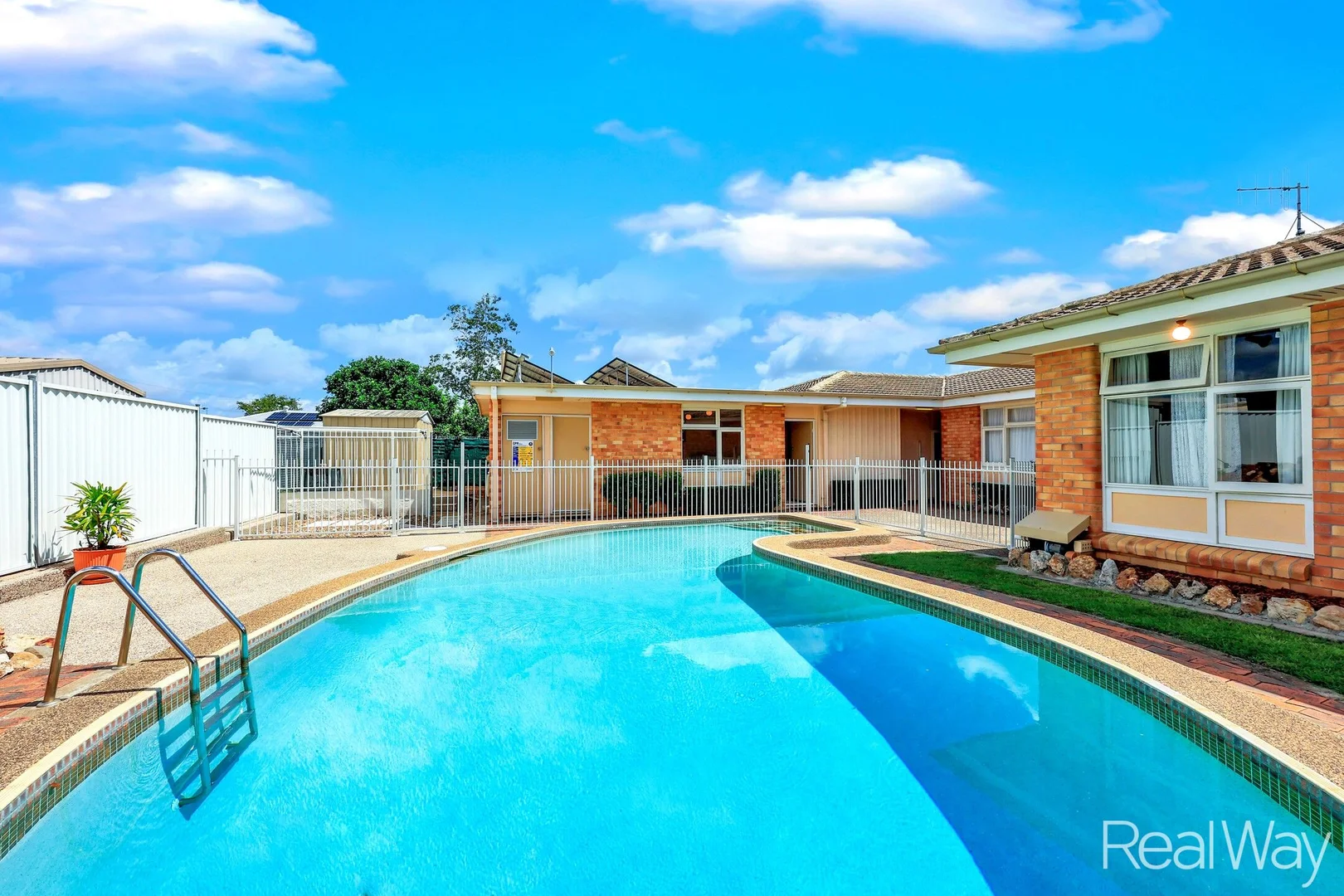 Additional image 4 of 190 Walker Street, Svensson Heights QLD 4670