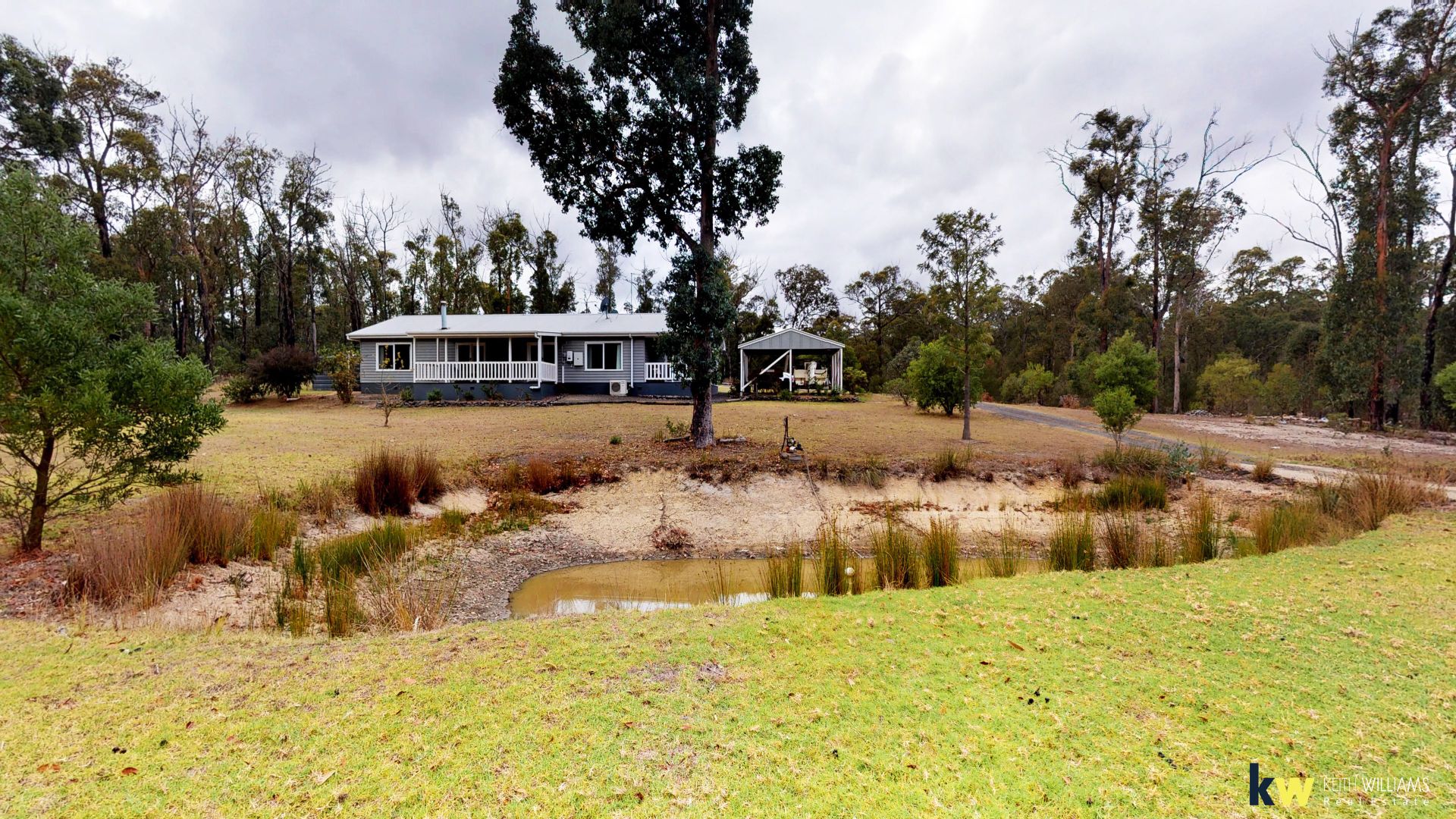 161 Johnson Lane, Seaton VIC 3858, Image 2