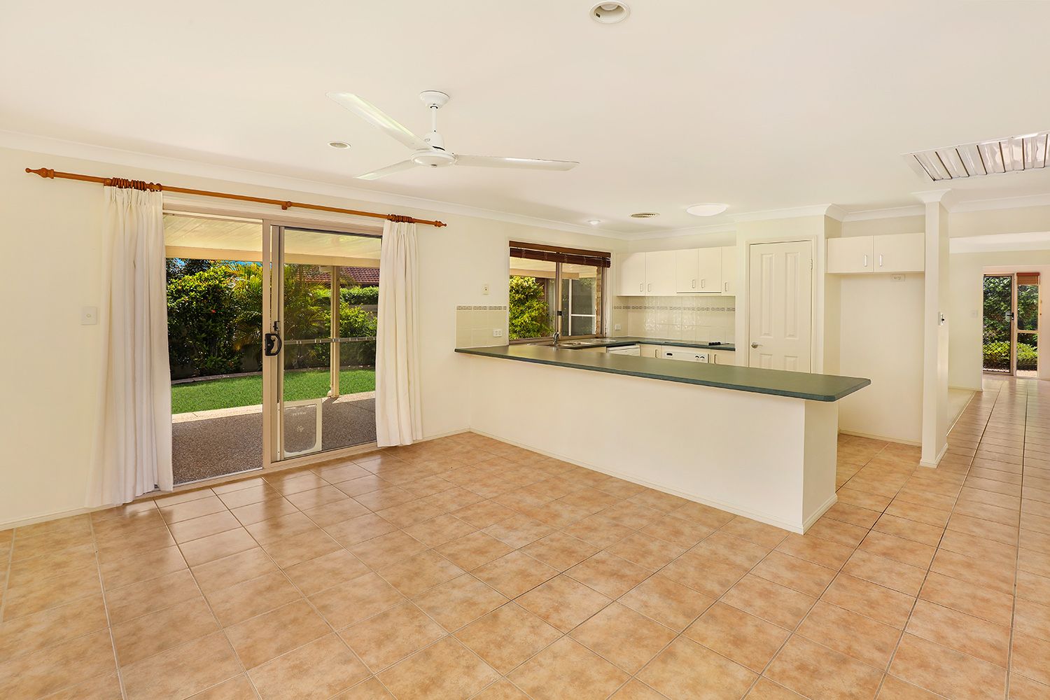 14 Ivy Court, Buderim QLD 4556, Image 2