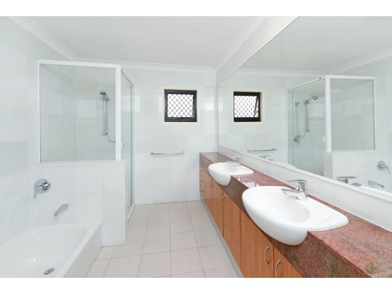 8/278 Indooroopilly Road, INDOOROOPILLY QLD 4068, Image 2
