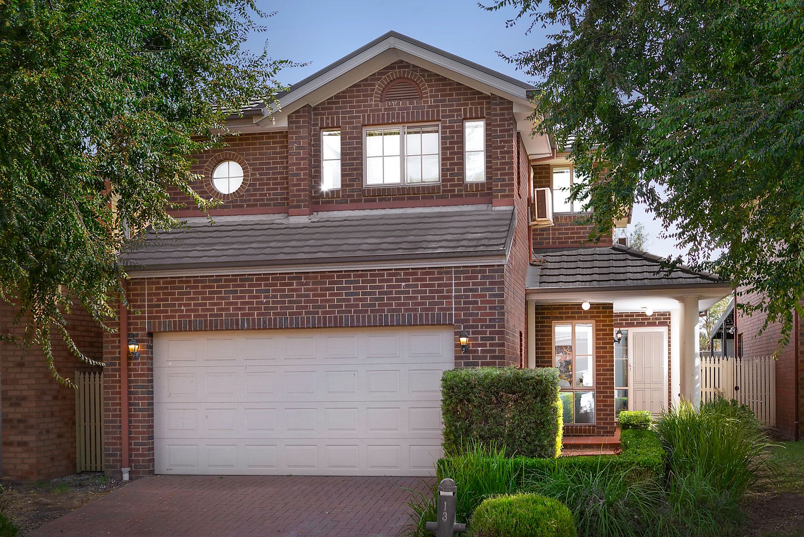 4 bedrooms House in 13 Lemon Gum Parade BUNDOORA VIC, 3083