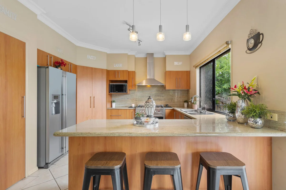 Additional image 14 of 1 Parnham Court, Arundel QLD 4214