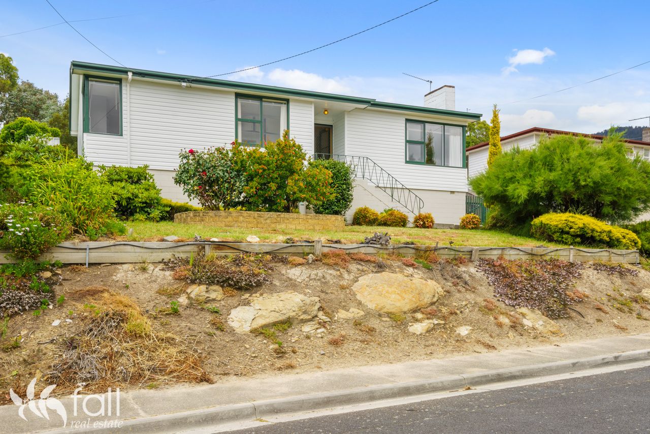 11 Bradfield Street, Claremont TAS 7011, Image 2