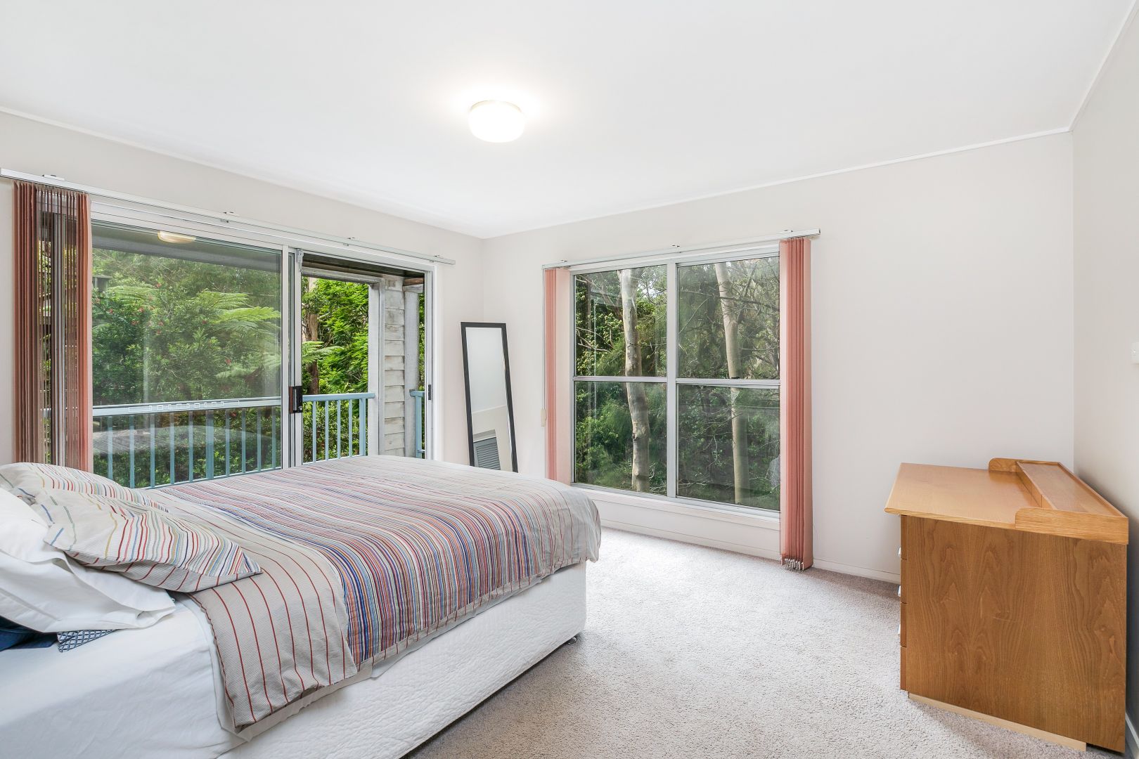 25 Tunbridge Place, Jannali NSW 2226, Image 2