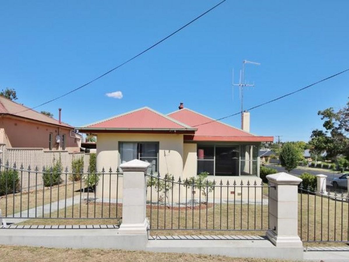 304 Peel Street, Bathurst NSW 2795 House For Rent Domain