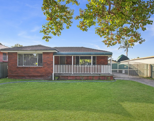 31 Coolatai Crescent, Bossley Park NSW 2176