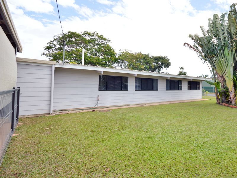 11 Munding Road, Rocky Point QLD 4874, Image 2