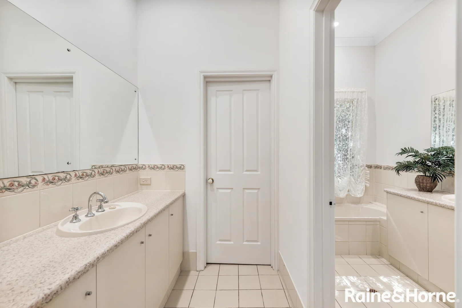 Additional image 12 of 3 Austin Crt, Craigburn Farm SA 5051