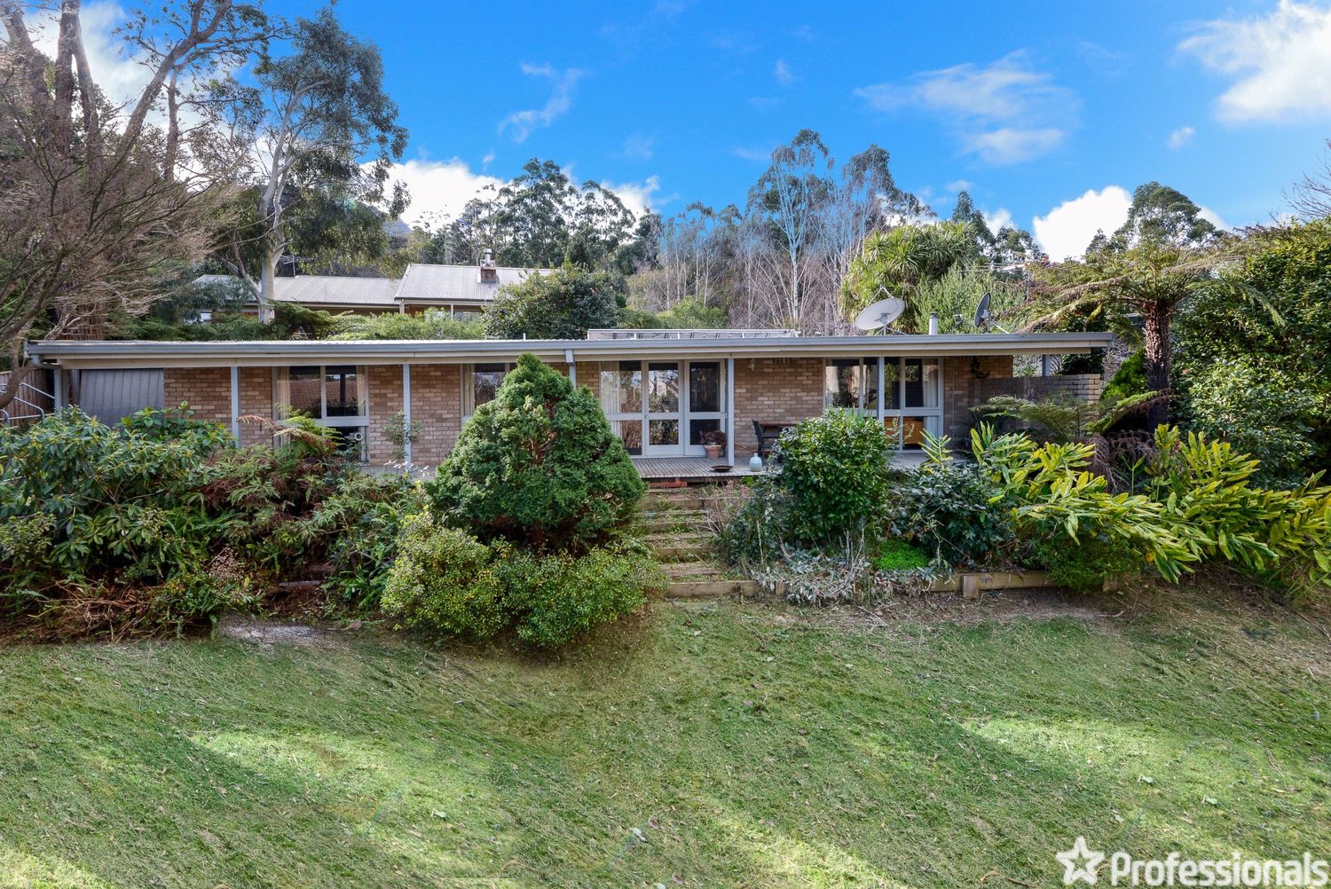 54 Surrey Road, Warburton VIC 3799, Image 0