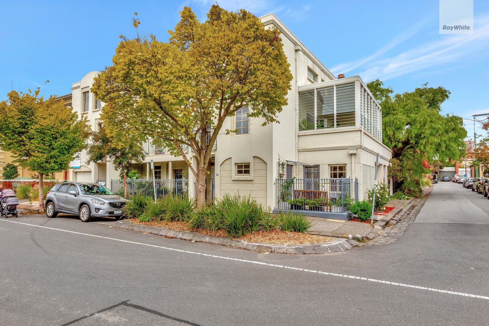 3 bedrooms House in 34 Bell Street FITZROY VIC, 3065