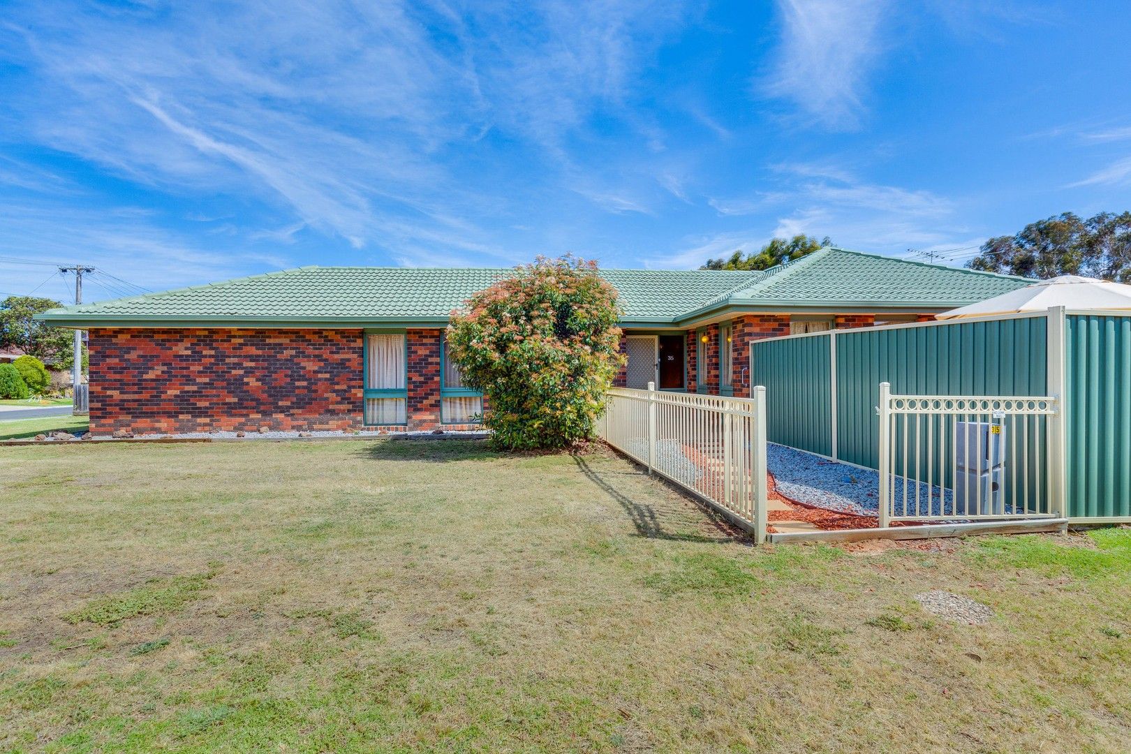 35 Canberra Avenue, Hoppers Crossing VIC 3029, Image 0