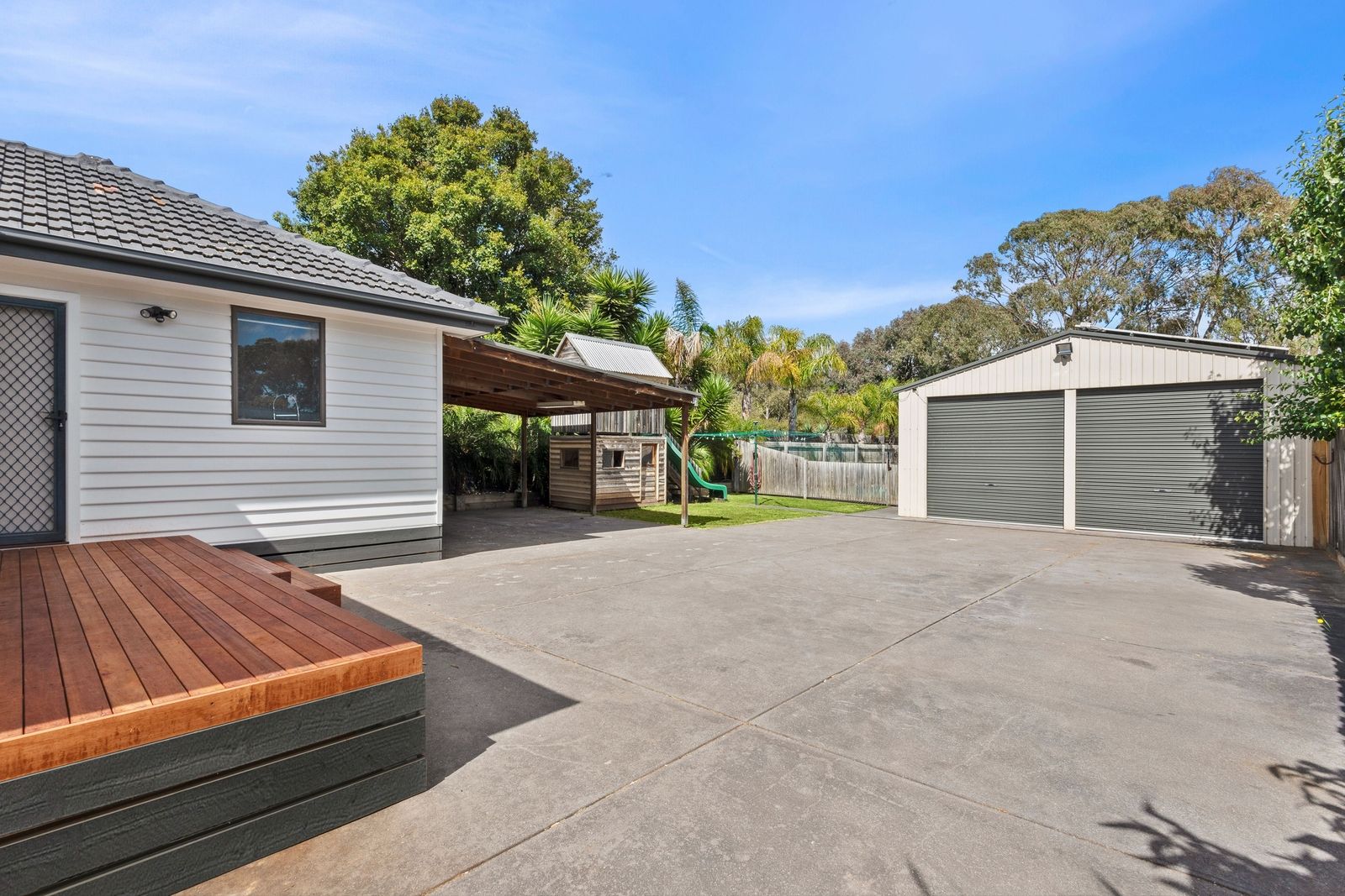 3 bedrooms House in 78 Calvert Street HAMLYN HEIGHTS VIC, 3215