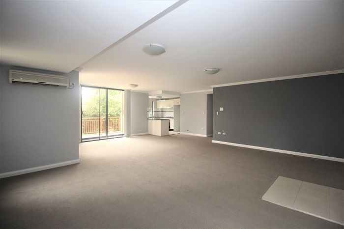 37/2 Conie Avenue, Baulkham Hills NSW 2153, Image 2