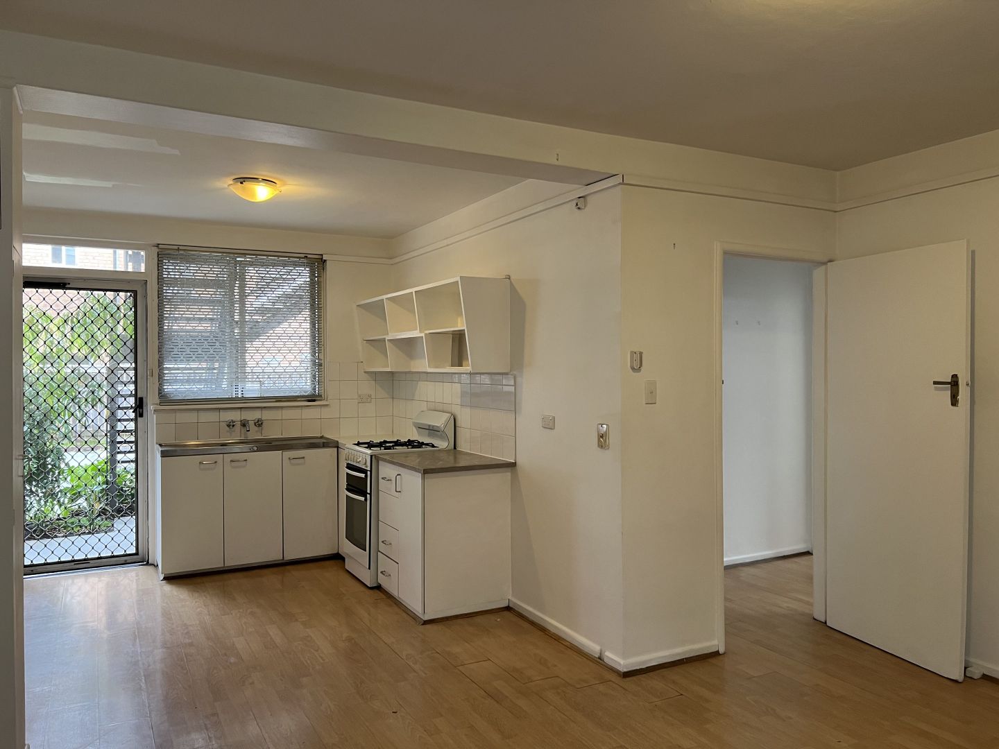 2/158 Kent Street, New Farm Property History & Address Research Domain
