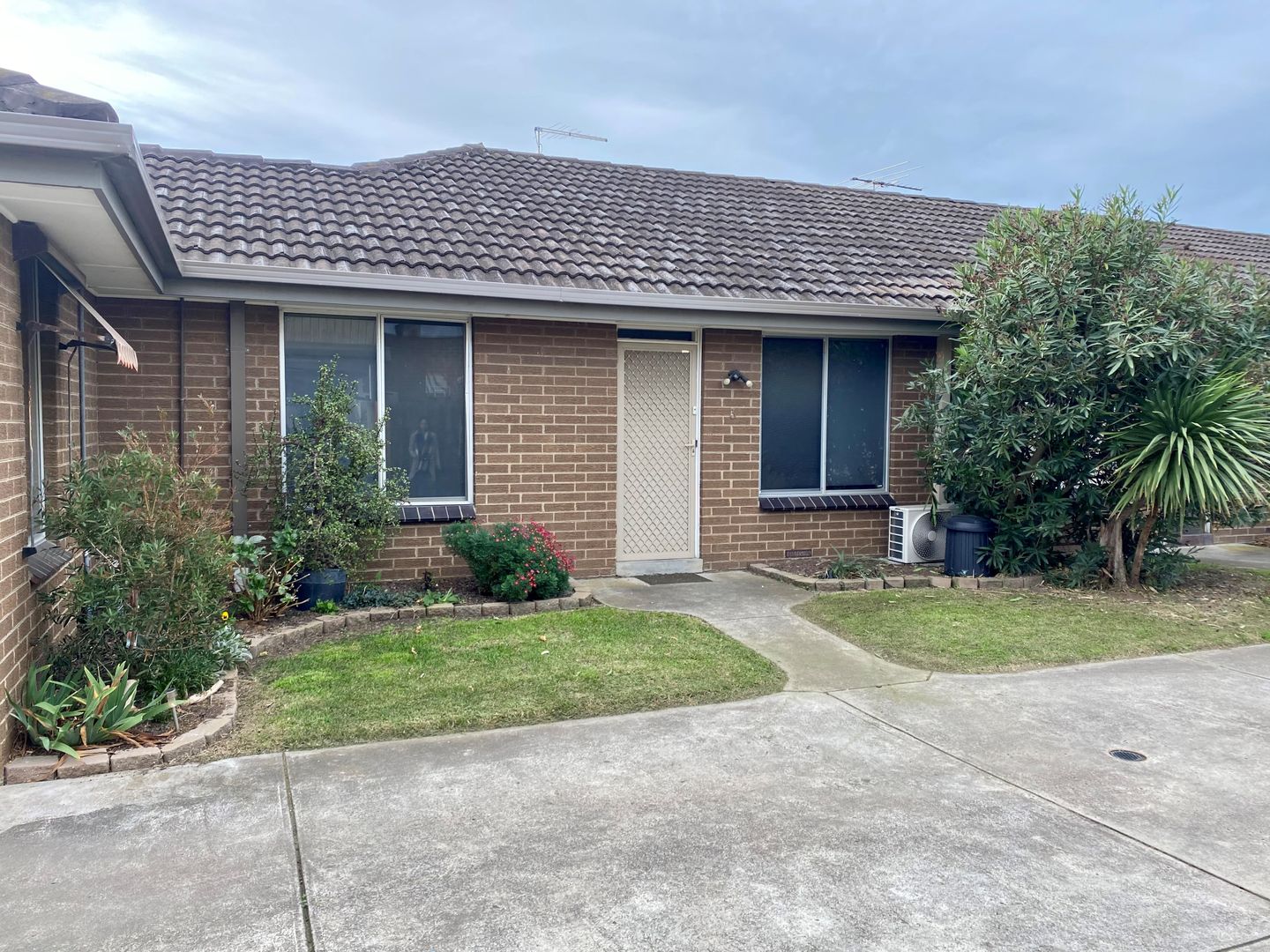 2 bedrooms Apartment / Unit / Flat in 3/25 McBain Street ALTONA VIC, 3018