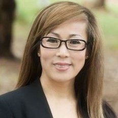 Lisa Xu, Sales representative
