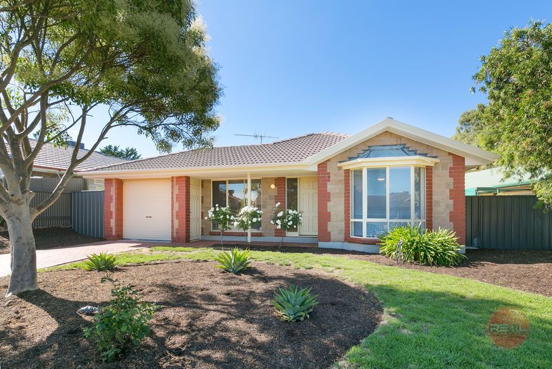 4 Fernilee Court, Onkaparinga Hills SA 5163, Image 0