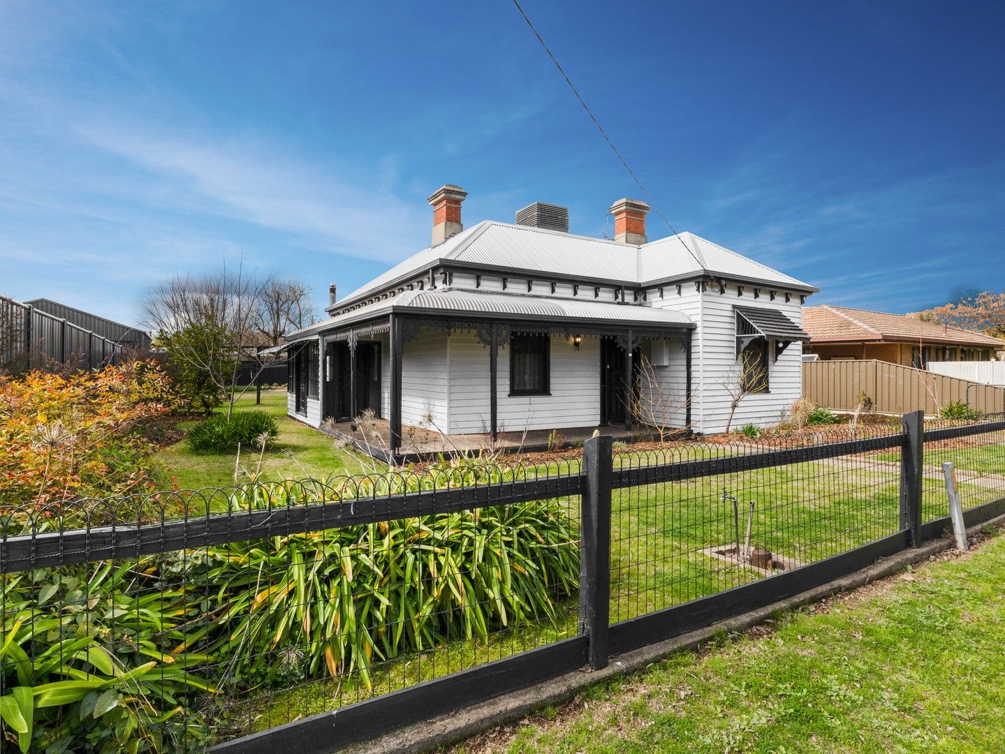 4 bedrooms House in 17 Smythe Street BENALLA VIC, 3672