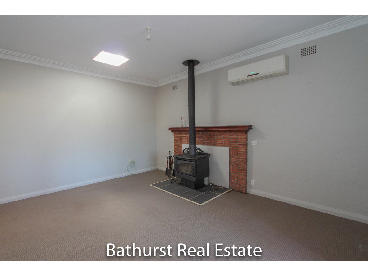 263 Browning Street, West Bathurst NSW 2795, Image 2