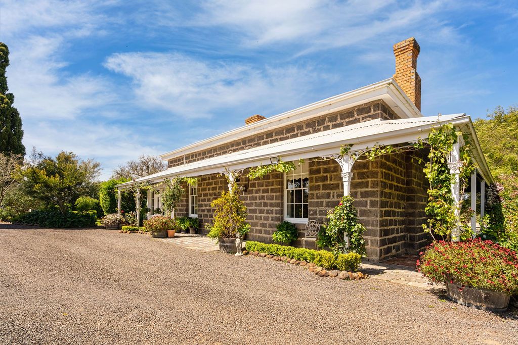 5 West Boundary Road, Skipton VIC 3361, Image 2