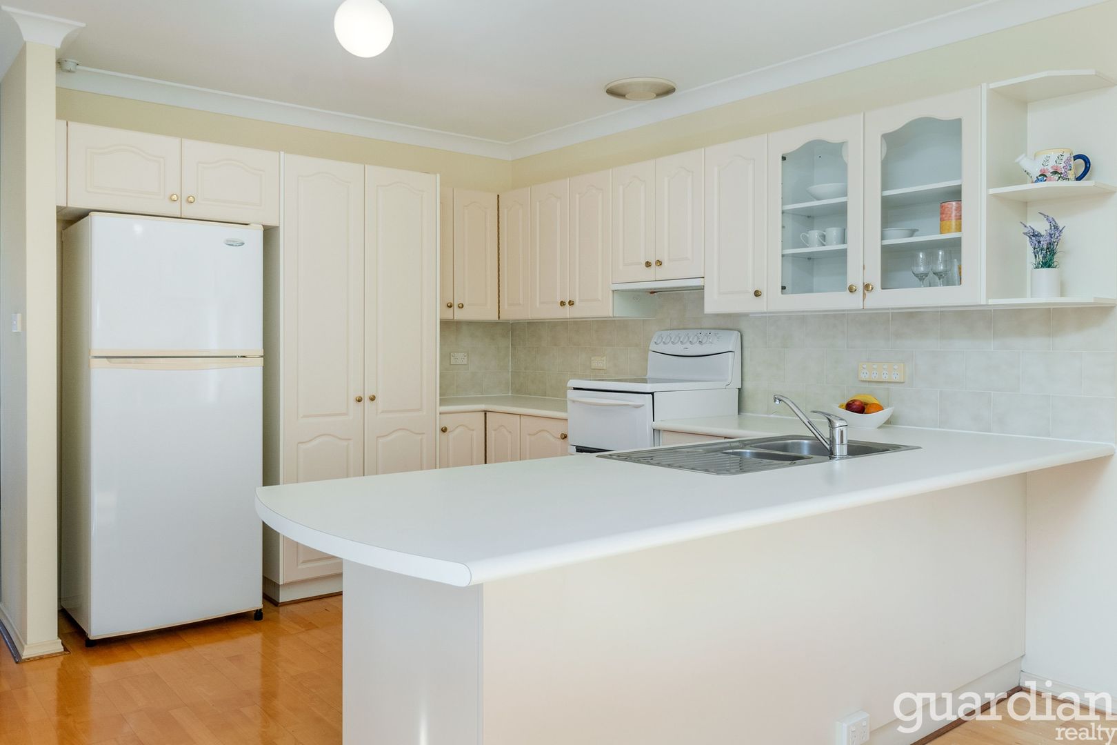 11 Balintore Drive, Castle Hill NSW 2154, Image 2