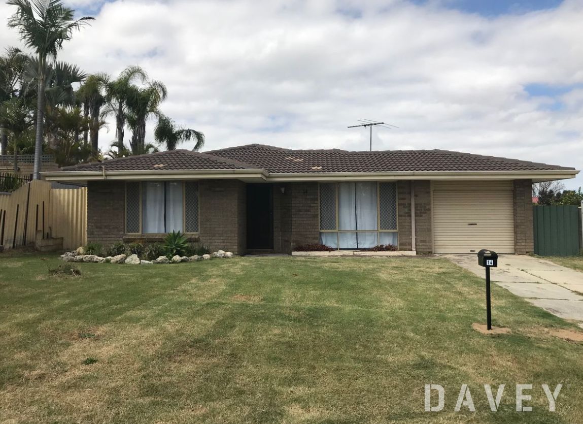 4 bedrooms House in 14 Sapling Way HOCKING WA, 6065