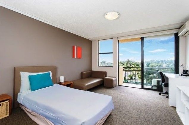 1 bedrooms Apartment / Unit / Flat in 344/25 Lake Orr Drive ROBINA QLD, 4226