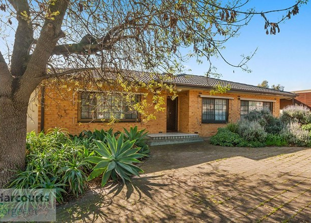 12 Miller Avenue, Para Hills SA 5096