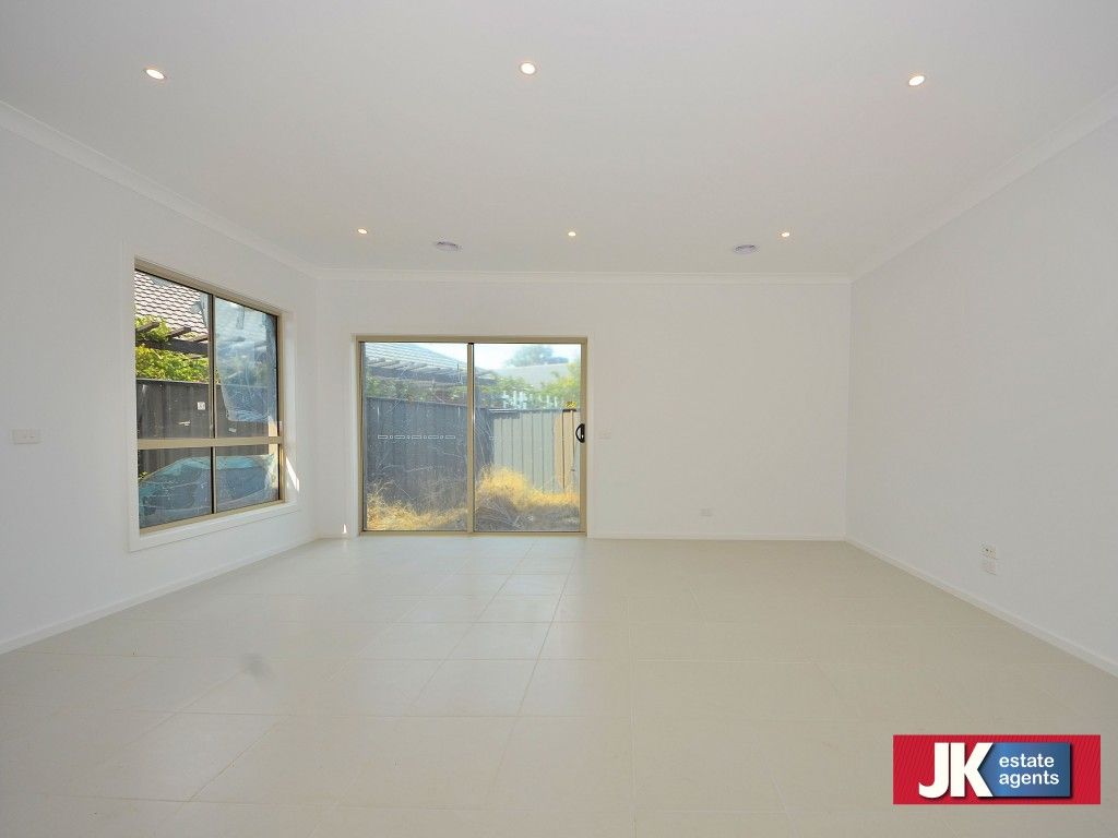 4/727 Tarneit Road, Tarneit VIC 3029, Image 1