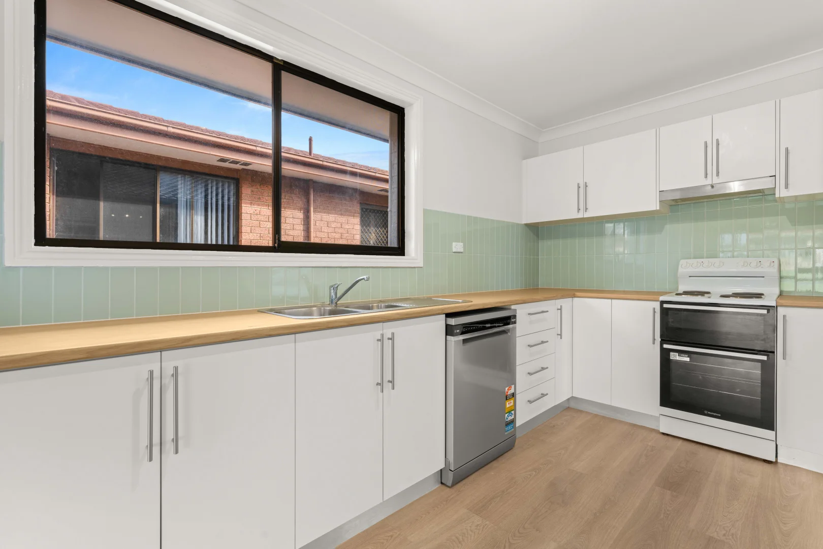 Additional image 4 of 131 Links Avenue, Sanctuary Point NSW 2540