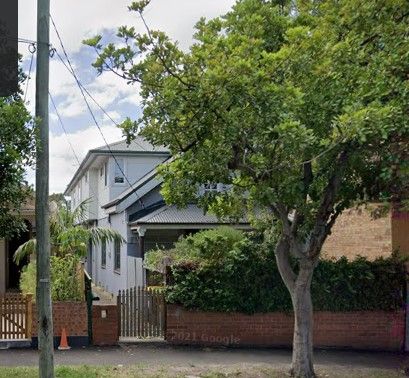 2 bedrooms House in Renwick St MARRICKVILLE NSW, 2204