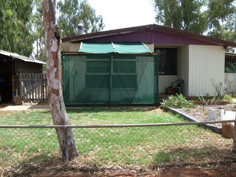 18 Livingstone Street, Perenjori WA 6620, Image 0