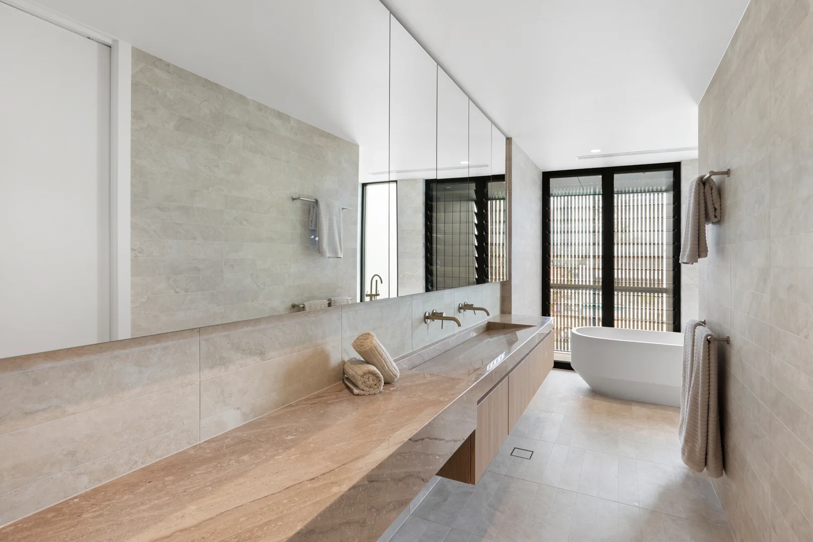 Additional image 17 of 19 Vespa Crescent, Bundall QLD 4217